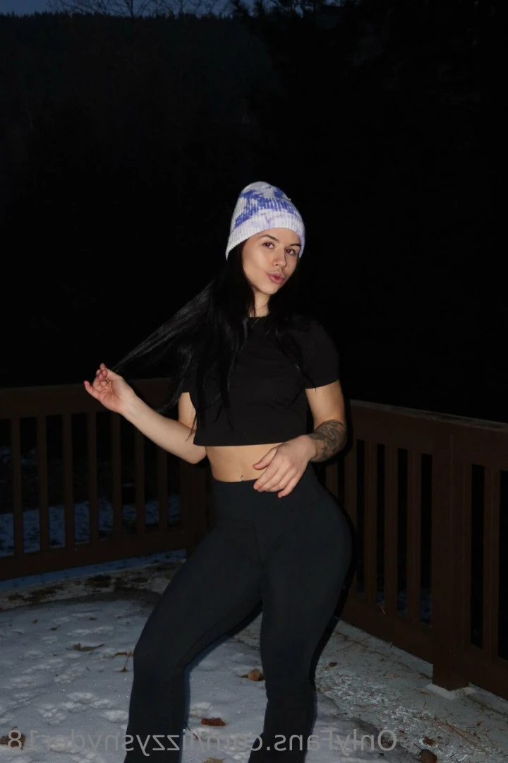 College freshman 😜 [ lizzysnyder18 ] Onlyfans leaked photo 10461815 on Hotleaks.tv
