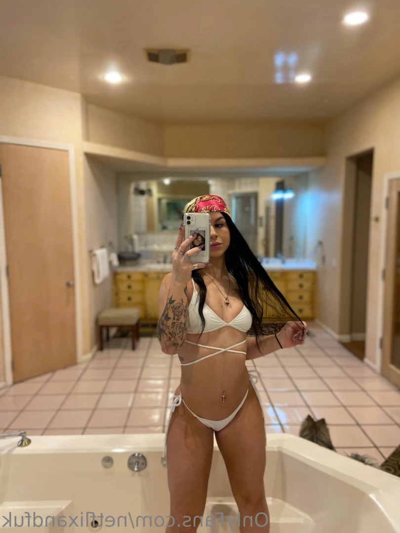 College freshman 😜 [ lizzysnyder18 ] Onlyfans leaked photo 10465325 on Hotleaks.tv