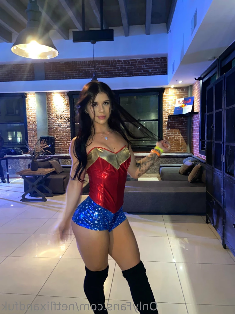 College freshman 😜 [ lizzysnyder18 ] Onlyfans leaked photo 10466719 on Hotleaks.tv