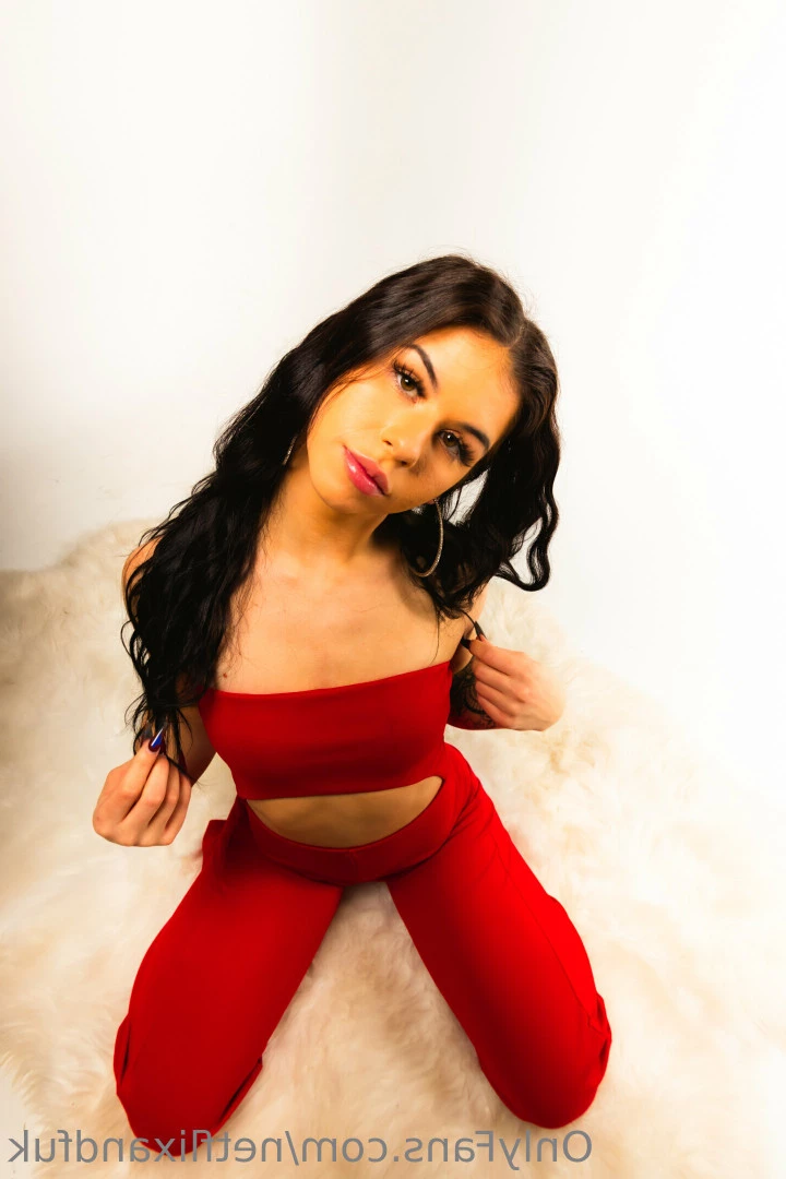 College freshman 😜 [ lizzysnyder18 ] Onlyfans leaked photo 10466761 on Hotleaks.tv