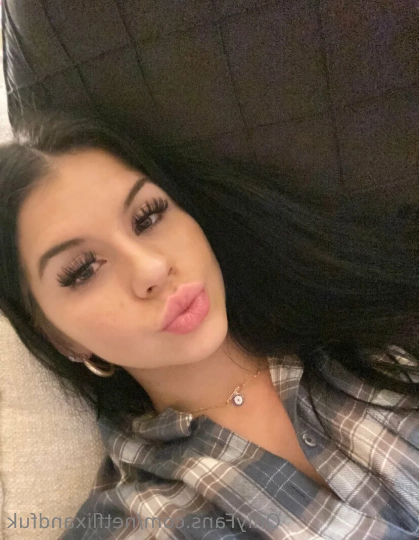 College freshman 😜 [ lizzysnyder18 ] Onlyfans leaked photo 10467251 on Hotleaks.tv