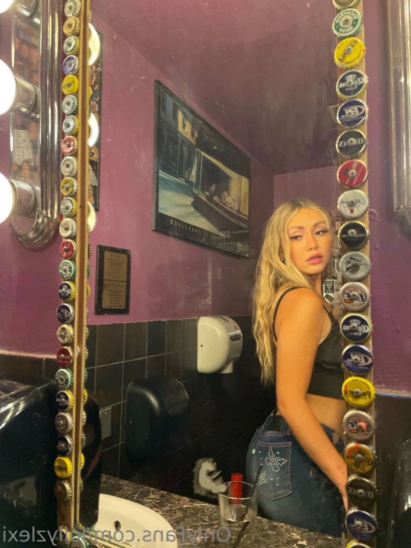 Lollyz Lexi🍭 [ lollyzlexi ] Onlyfans leaked photo 13781657 on Hotleaks.tv