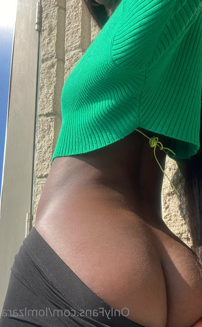Zara [ lomlzara ] Onlyfans leaked photo 7112460 on Hotleaks.tv