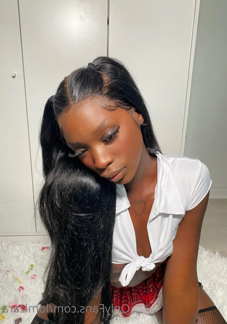Zara [ lomlzara ] Onlyfans leaked photo 7112842 on Hotleaks.tv