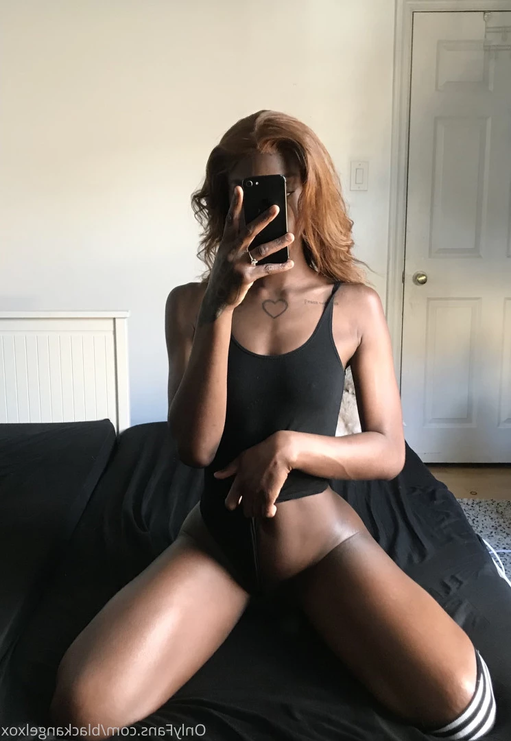 Zara [ lomlzara ] Onlyfans leaked photo 7113303 on Hotleaks.tv