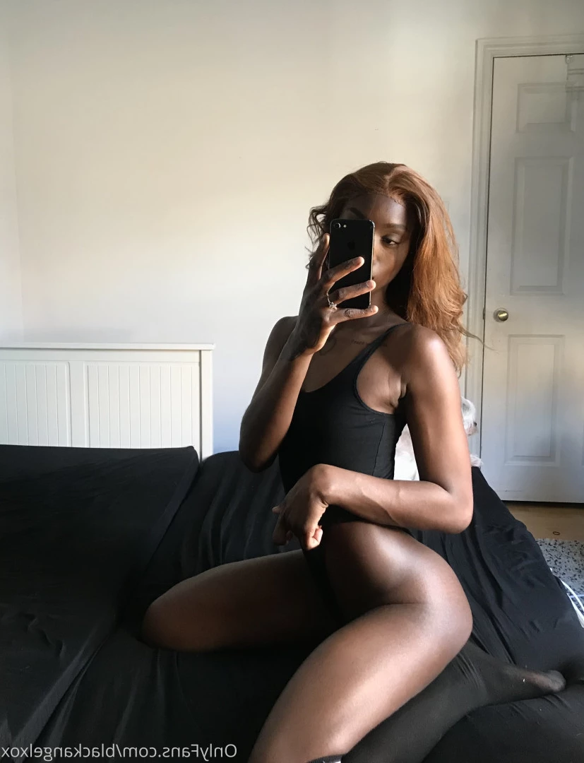 Zara [ lomlzara ] Onlyfans leaked photo 7113524 on Hotleaks.tv