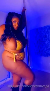 Londynn Vega [ londynnvega ] Onlyfans leaked video 7264287 on Hotleaks.tv