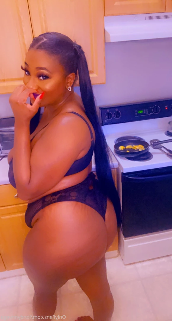 Londynn Vega [ londynnvega ] Onlyfans leaked photo 7583396 on Hotleaks.tv