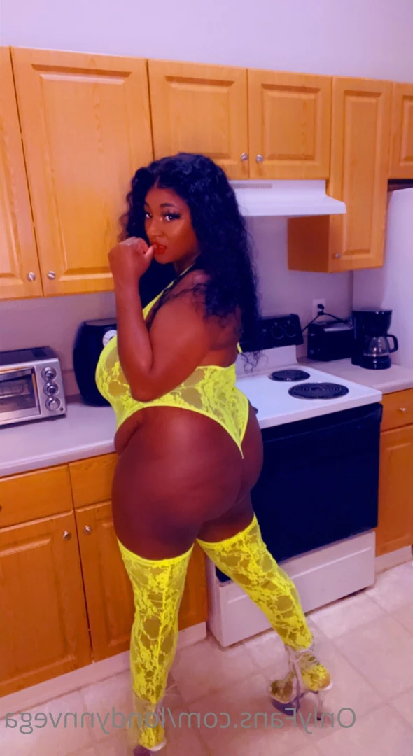 Londynn Vega [ londynnvega ] Onlyfans leaked photo 7583692 on Hotleaks.tv