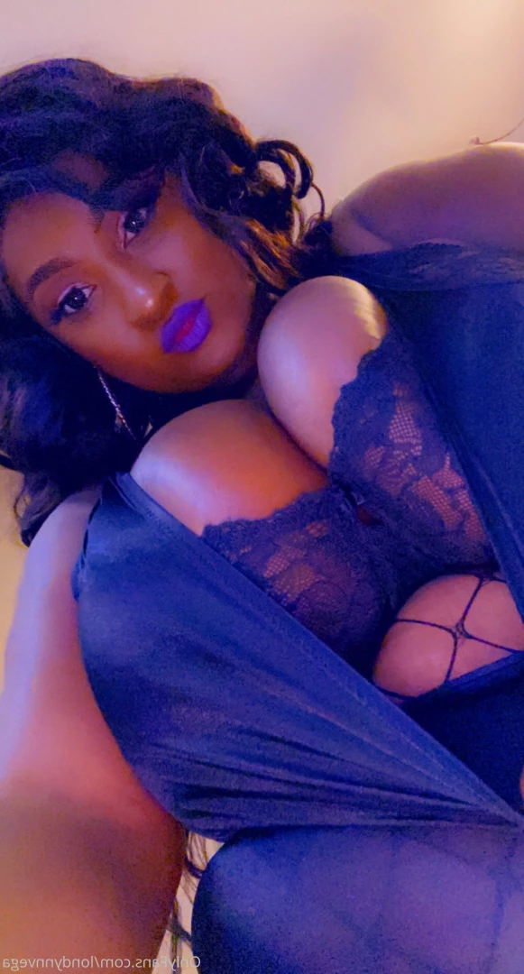 Londynn Vega [ londynnvega ] Onlyfans leaked photo 7584099 on Hotleaks.tv
