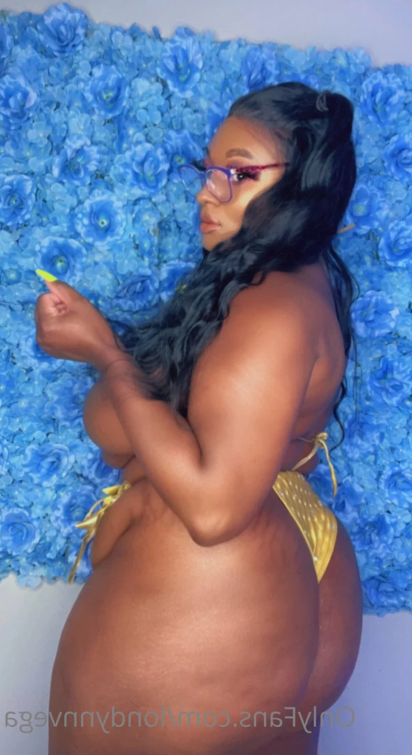 Londynn Vega [ londynnvega ] Onlyfans leaked photo 7585135 on Hotleaks.tv