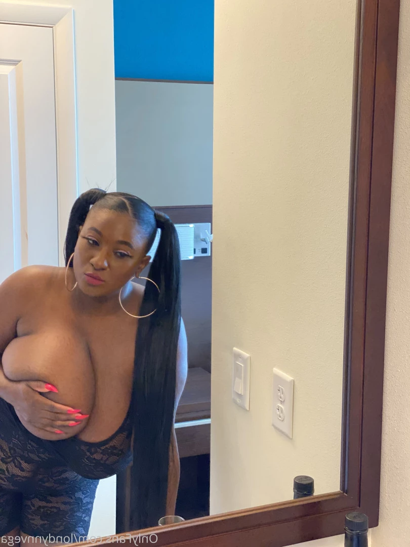 Londynn Vega [ londynnvega ] Onlyfans leaked photo 7586506 on Hotleaks.tv
