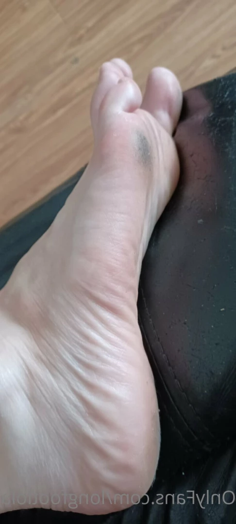 Lola Longfoot [ longfootlola ] Onlyfans leaked photo 7447400 on Hotleaks.tv