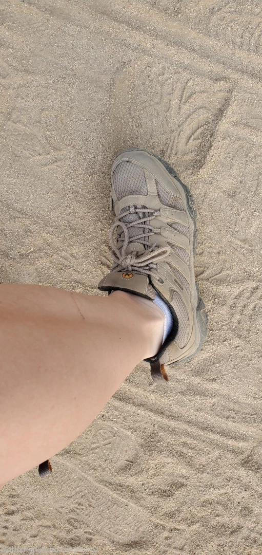Lola Longfoot [ longfootlola ] Onlyfans leaked photo 7449985 on Hotleaks.tv