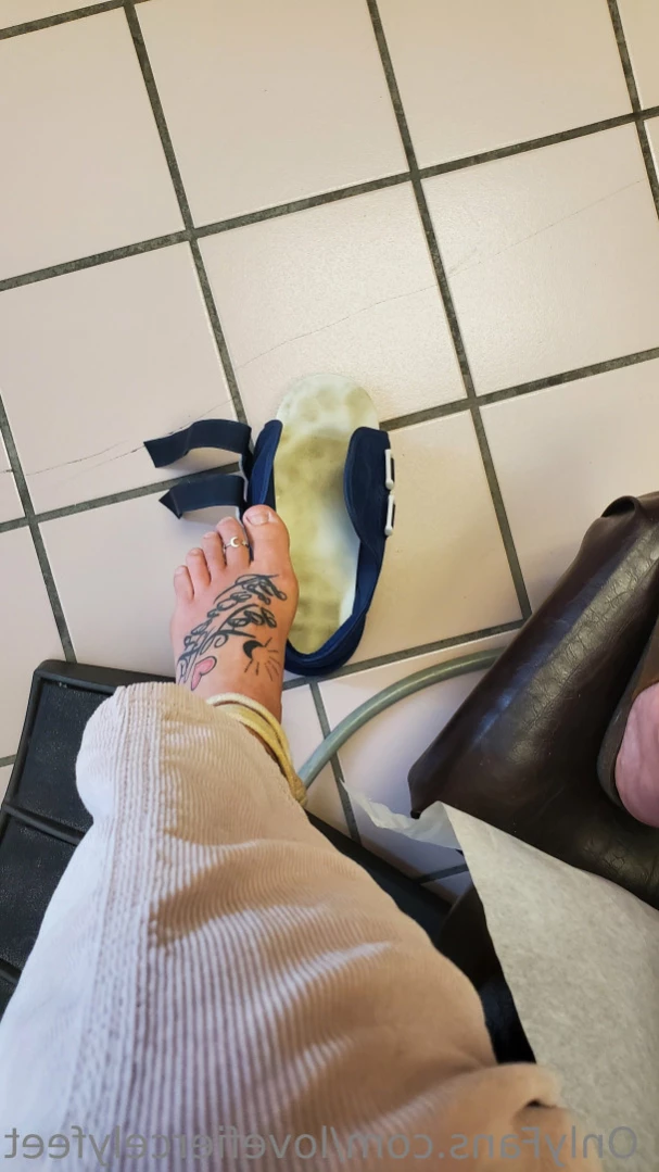 love fiercely [ lovefiercelyfeet ] Onlyfans leaked photo 11057000 on Hotleaks.tv