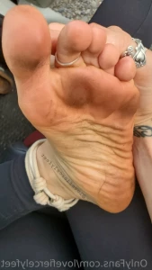 11057008