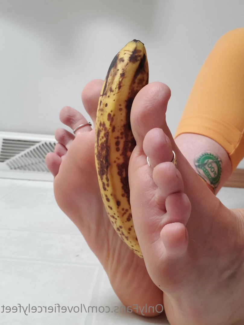 love fiercely [ lovefiercelyfeet ] Onlyfans leaked photo 11368693 on Hotleaks.tv