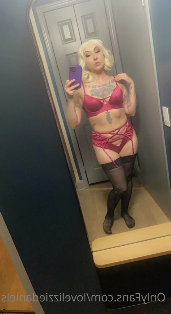 Love Lizzie Daniels [ lovelizziedaniels ] Onlyfans leaked photo 7255475 on Hotleaks.tv