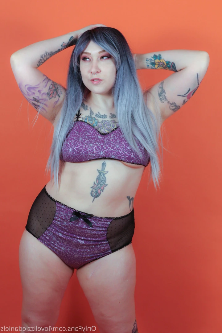 Love Lizzie Daniels [ lovelizziedaniels ] Onlyfans leaked photo 7255695 on Hotleaks.tv