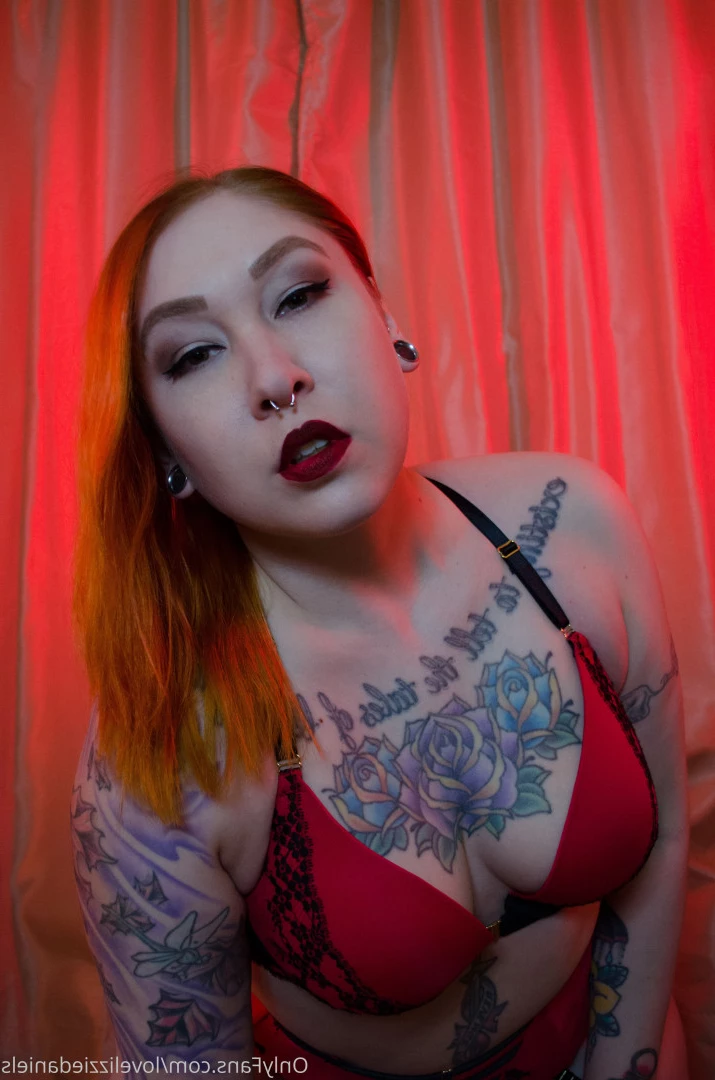 Love Lizzie Daniels [ lovelizziedaniels ] Onlyfans leaked photo 7256756 on Hotleaks.tv