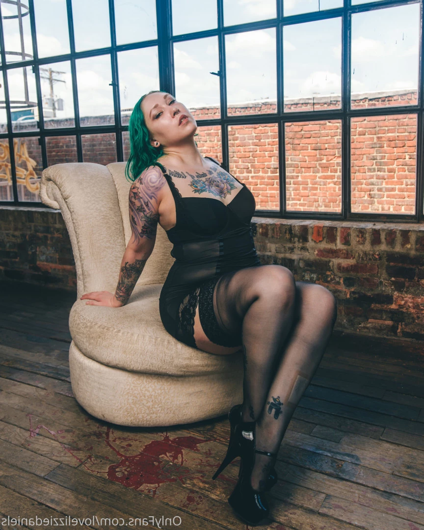 Love Lizzie Daniels [ lovelizziedaniels ] Onlyfans leaked photo 7257021 on Hotleaks.tv
