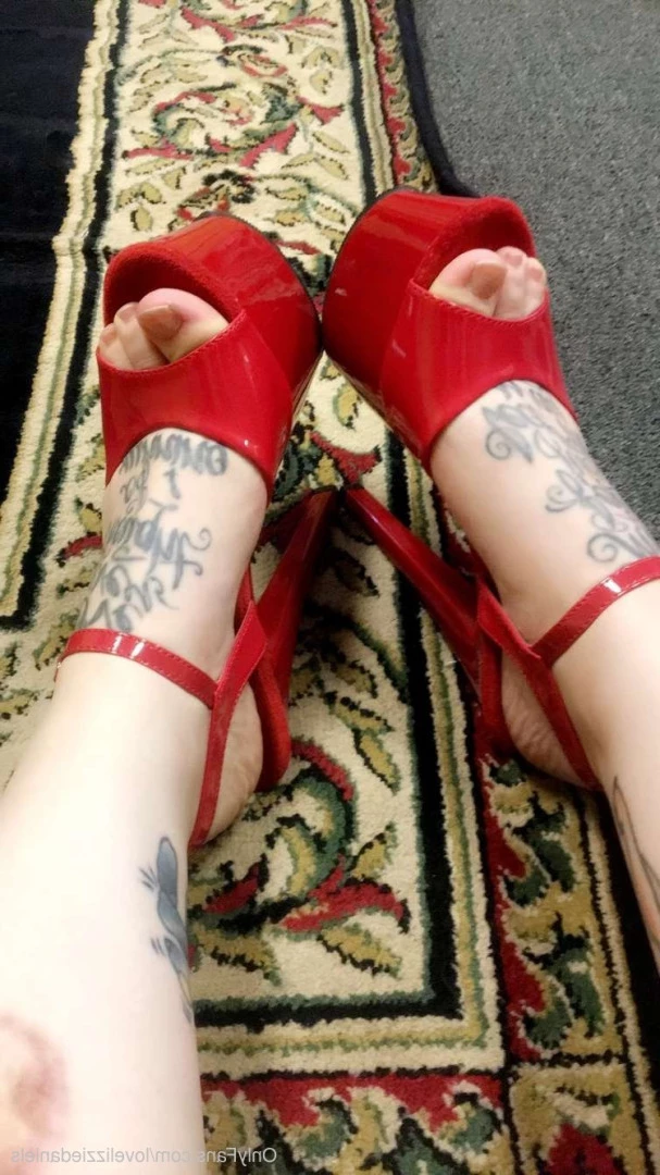 Love Lizzie Daniels [ lovelizziedaniels ] Onlyfans leaked photo 7258588 on Hotleaks.tv