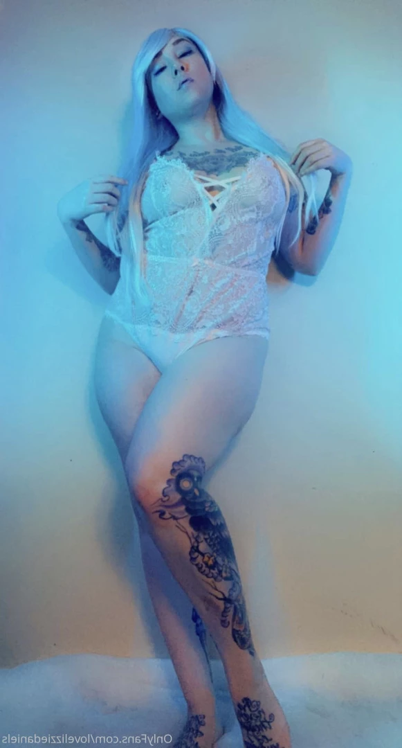Love Lizzie Daniels [ lovelizziedaniels ] Onlyfans leaked photo 7259968 on Hotleaks.tv