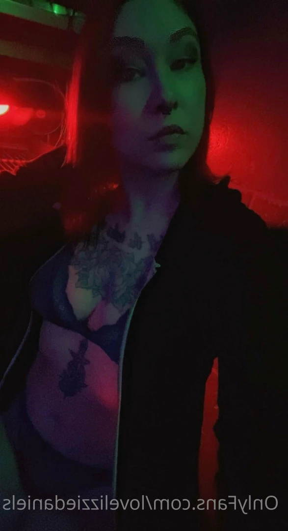 Love Lizzie Daniels [ lovelizziedaniels ] Onlyfans leaked photo 7259996 on Hotleaks.tv
