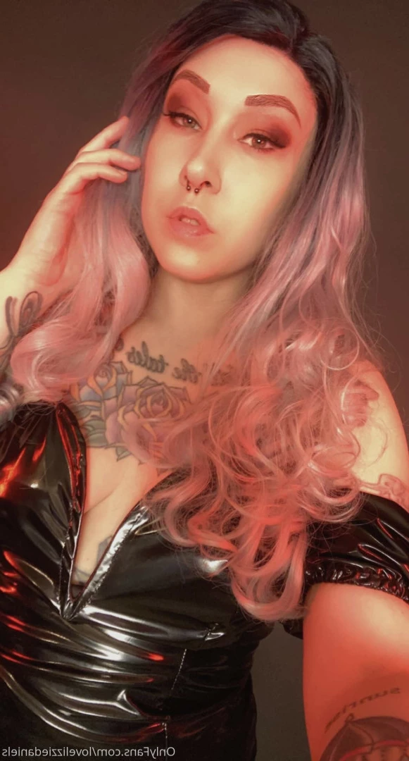 Love Lizzie Daniels [ lovelizziedaniels ] Onlyfans leaked photo 7262808 on Hotleaks.tv