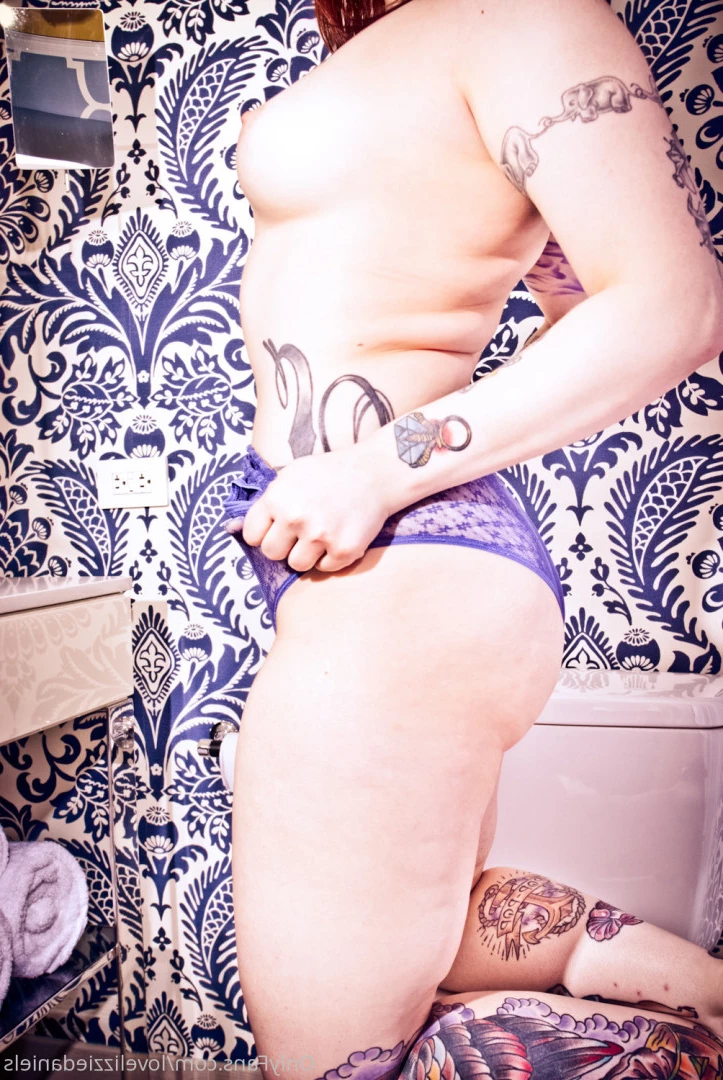 Love Lizzie Daniels [ lovelizziedaniels ] Onlyfans leaked photo 7263303 on Hotleaks.tv