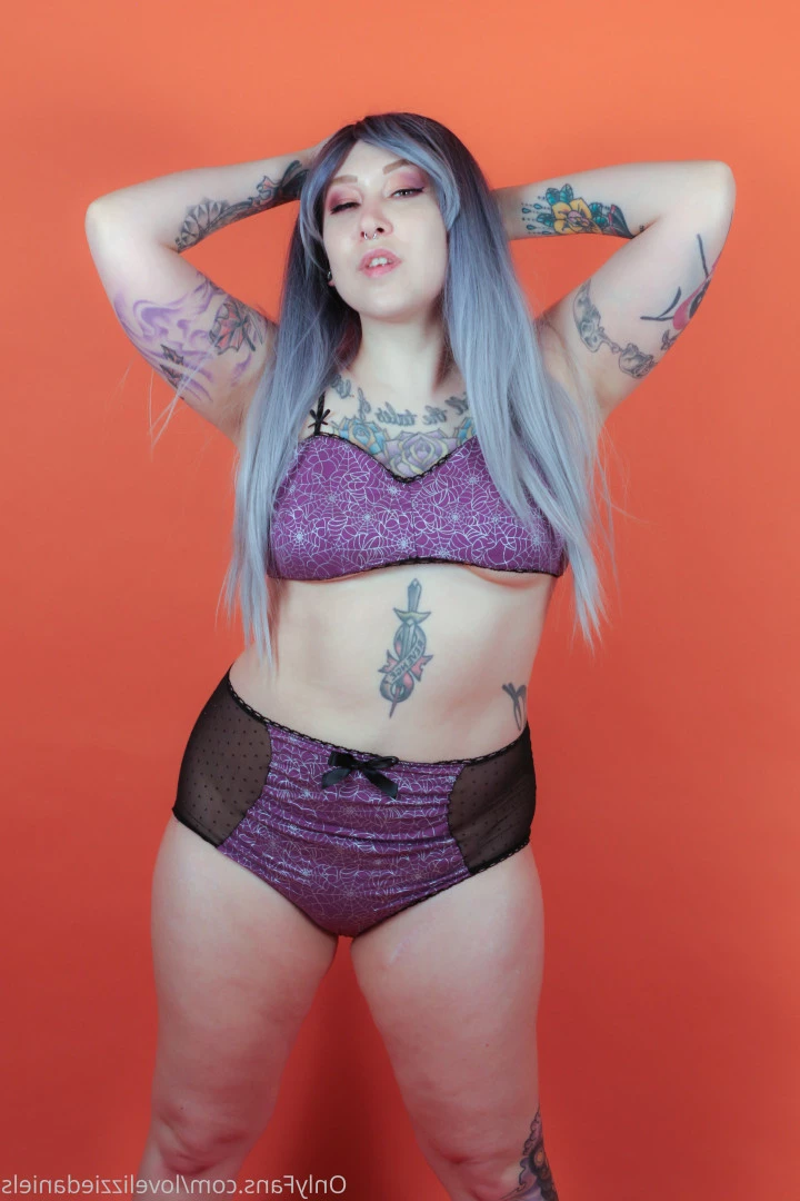 Love Lizzie Daniels [ lovelizziedaniels ] Onlyfans leaked photo 7263314 on Hotleaks.tv