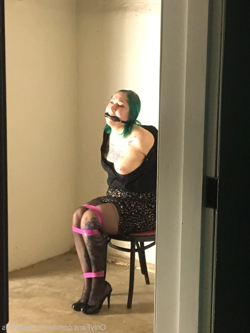 Love Lizzie Daniels [ lovelizziedaniels ] Onlyfans leaked photo 7264384 on Hotleaks.tv