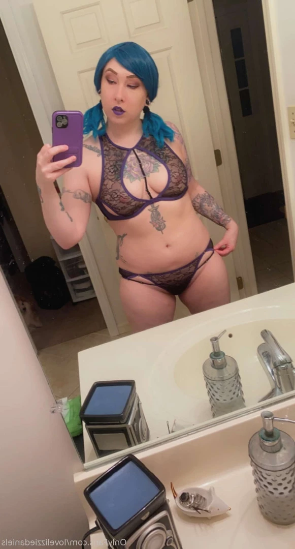 Love Lizzie Daniels [ lovelizziedaniels ] Onlyfans leaked photo 7264490 on Hotleaks.tv