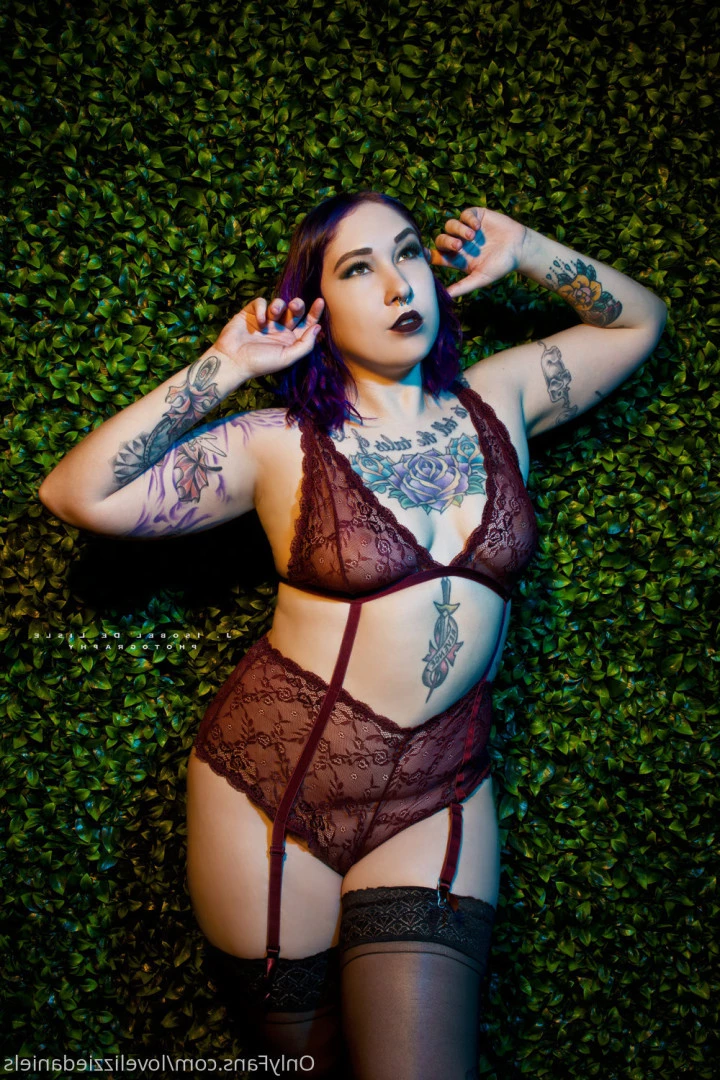 Love Lizzie Daniels [ lovelizziedaniels ] Onlyfans leaked photo 7267817 on Hotleaks.tv