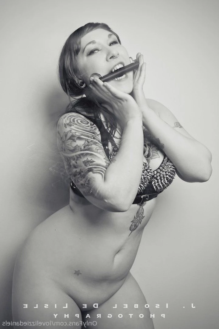 Love Lizzie Daniels [ lovelizziedaniels ] Onlyfans leaked photo 7267963 on Hotleaks.tv