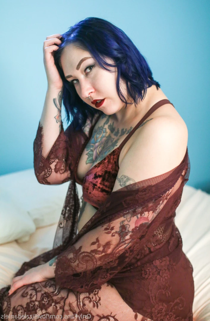 Love Lizzie Daniels [ lovelizziedaniels ] Onlyfans leaked photo 7269222 on Hotleaks.tv