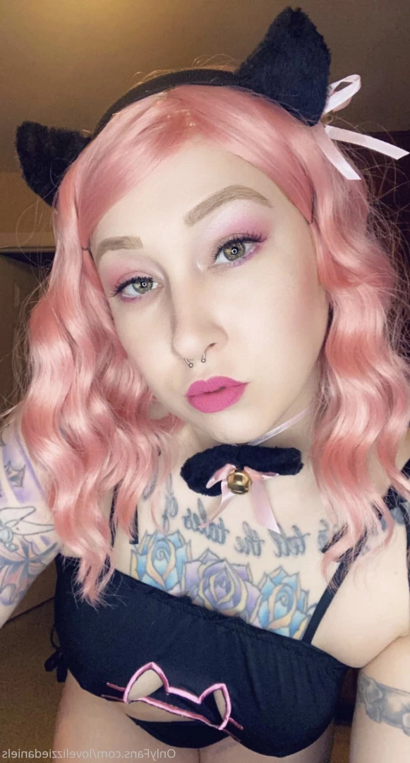 Love Lizzie Daniels [ lovelizziedaniels ] Onlyfans leaked photo 7271209 on Hotleaks.tv