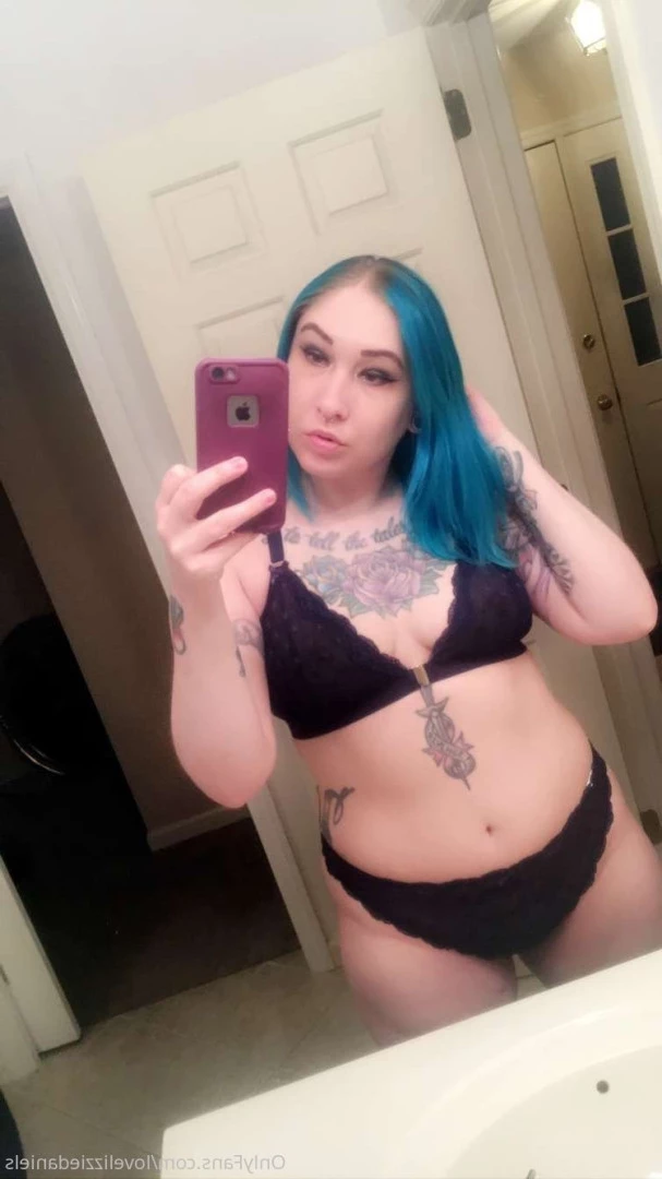 Love Lizzie Daniels [ lovelizziedaniels ] Onlyfans leaked photo 7271219 on Hotleaks.tv