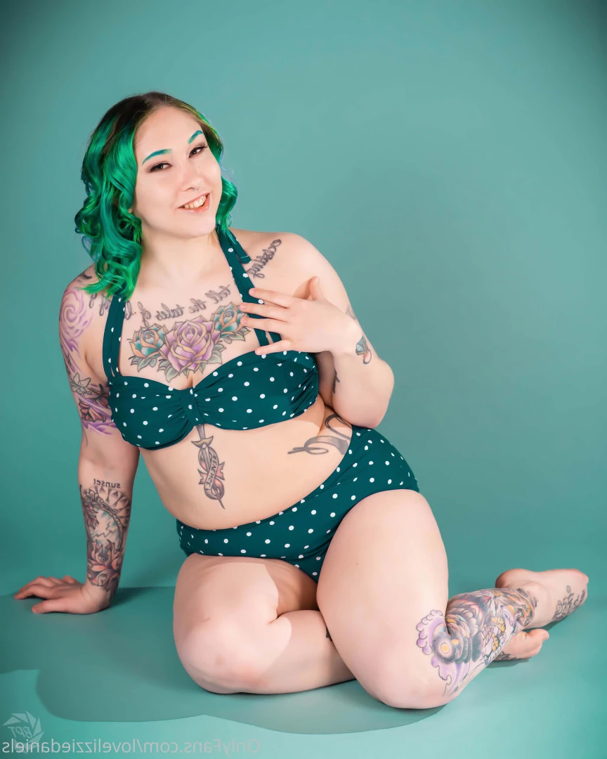 Love Lizzie Daniels [ lovelizziedaniels ] Onlyfans leaked photo 7271376 on Hotleaks.tv
