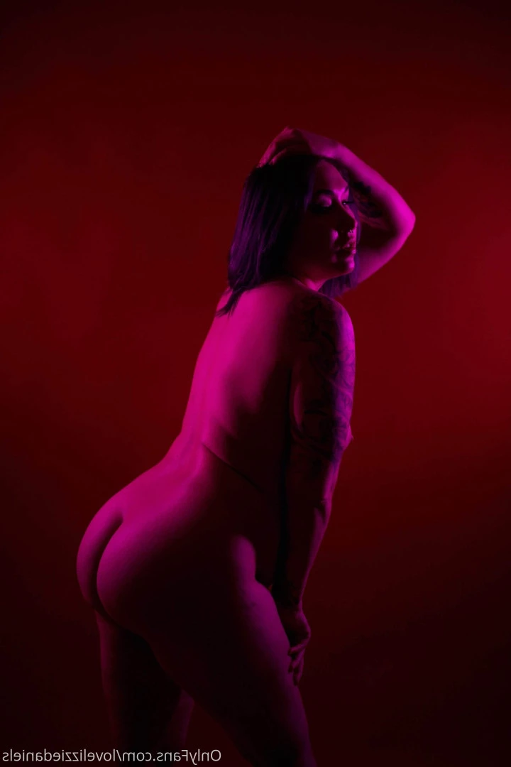Love Lizzie Daniels [ lovelizziedaniels ] Onlyfans leaked photo 7275819 on Hotleaks.tv