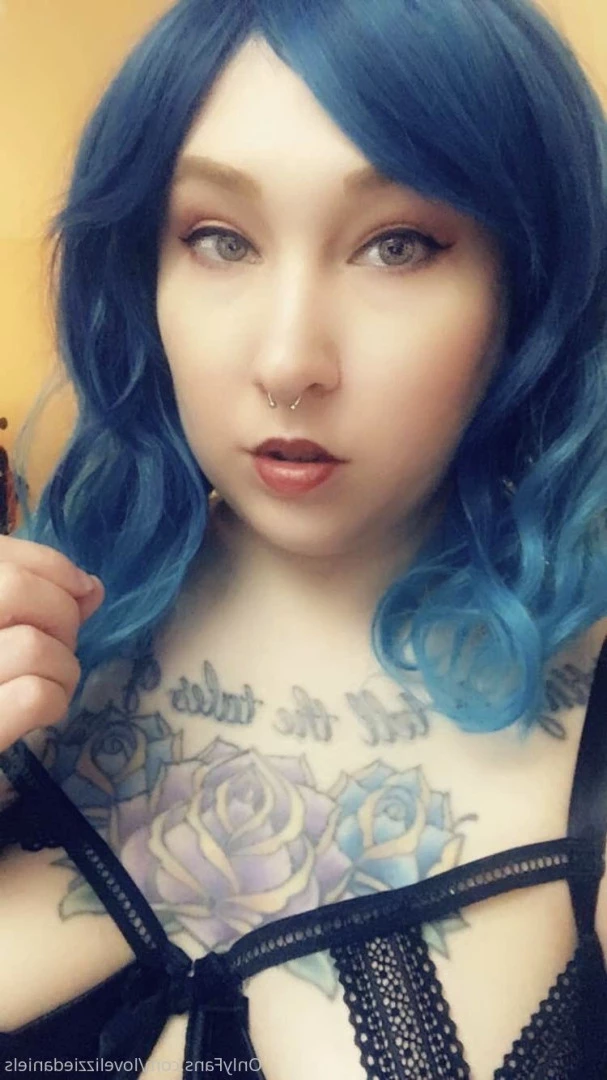 Love Lizzie Daniels [ lovelizziedaniels ] Onlyfans leaked photo 7279050 on Hotleaks.tv