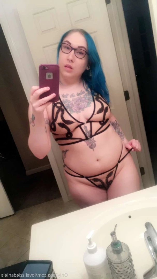 Love Lizzie Daniels [ lovelizziedaniels ] Onlyfans leaked photo 7280286 on Hotleaks.tv