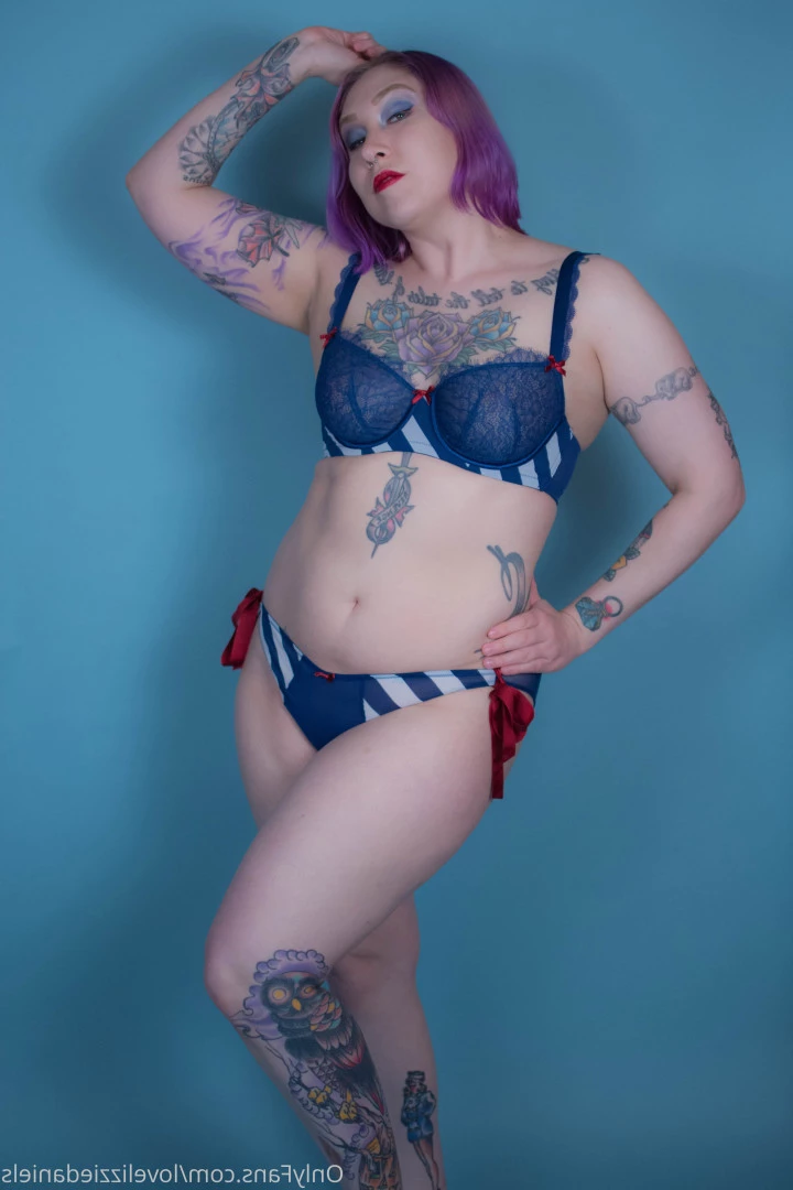 Love Lizzie Daniels [ lovelizziedaniels ] Onlyfans leaked photo 7281001 on Hotleaks.tv