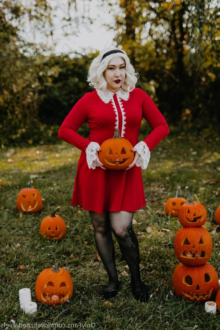 Love Lizzie Daniels [ lovelizziedaniels ] Onlyfans leaked photo 7281789 on Hotleaks.tv
