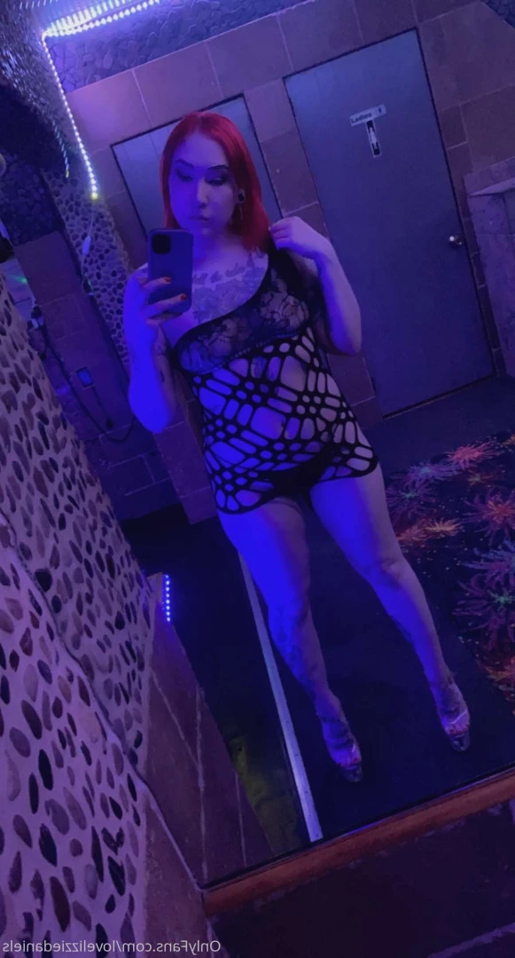 Love Lizzie Daniels [ lovelizziedaniels ] Onlyfans leaked photo 7285704 on Hotleaks.tv