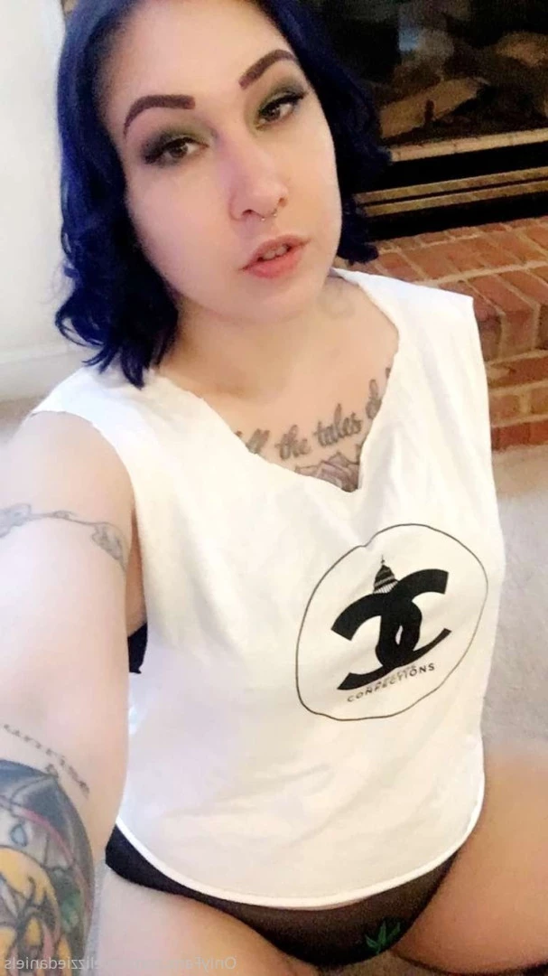 Love Lizzie Daniels [ lovelizziedaniels ] Onlyfans leaked photo 7285920 on Hotleaks.tv