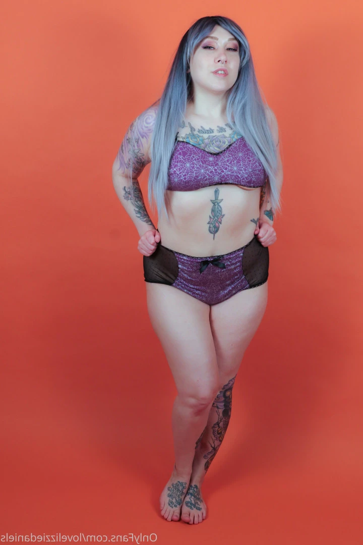 Love Lizzie Daniels [ lovelizziedaniels ] Onlyfans leaked photo 7287843 on Hotleaks.tv