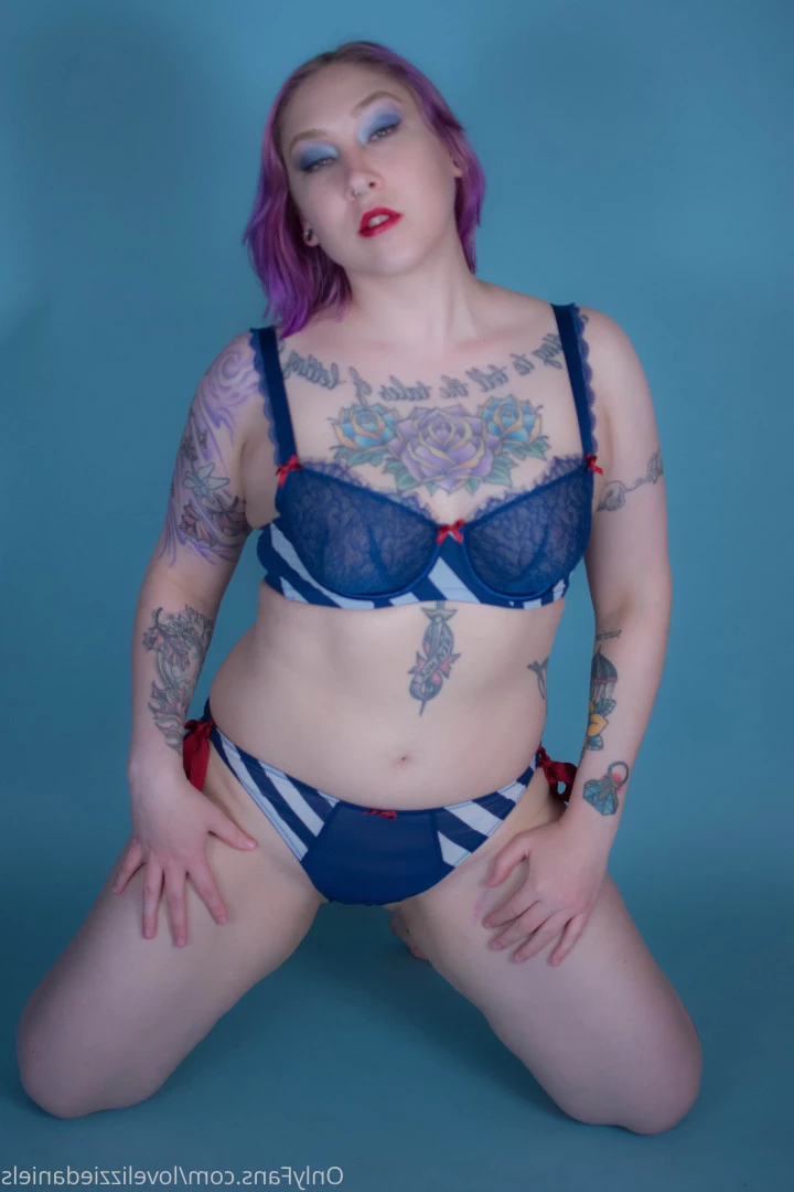 Love Lizzie Daniels [ lovelizziedaniels ] Onlyfans leaked photo 7290109 on Hotleaks.tv
