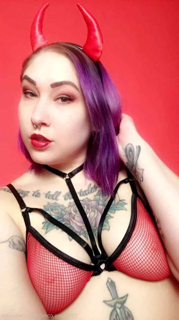 Love Lizzie Daniels [ lovelizziedaniels ] Onlyfans leaked photo 7290270 on Hotleaks.tv
