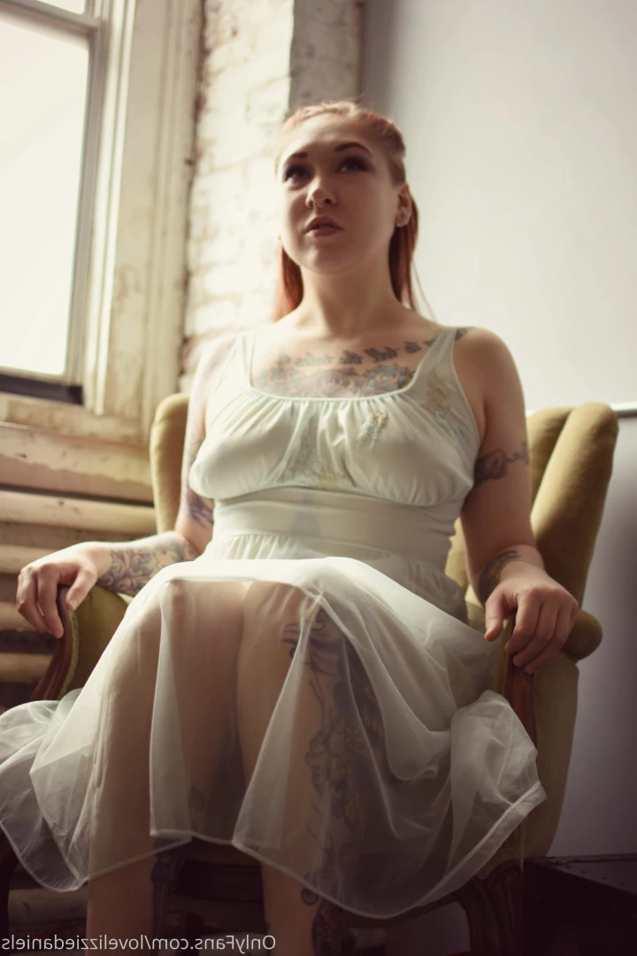 Love Lizzie Daniels [ lovelizziedaniels ] Onlyfans leaked photo 7290463 on Hotleaks.tv